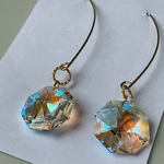 大粒スワロフスキーのピアス