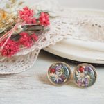 アンティーク風グリーンと小花のピアス/イヤリング