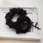 ブラックリネンとコサージュシュシュ❁