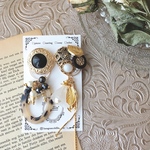 2way ブラック×ゴールドボタン ピアス/イヤリング