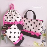 モノトーンドットとピンクドットのレッスンバッグ と上履き入れとお着替え袋の3点セット