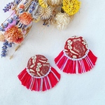 フリンジたっぷりくるみボタンピアス