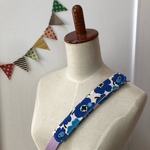 再8 水筒ショルダー肩紐カバー 北欧柄 花 青系