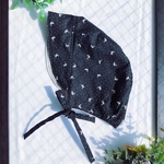 ボンネット"優雅なスワン"