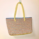 カラフルカゴバッグ イエロー系 シンプルコーデのワンポイントにピッタリ❣️