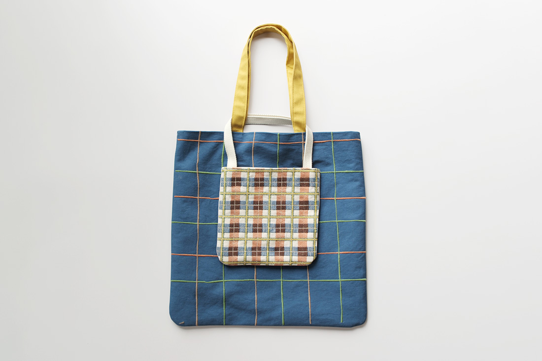 ninon-textileさんのOYAKO-Bag 青色チェック