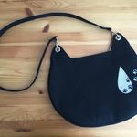 nakineko shoulder / black × silver × 足跡