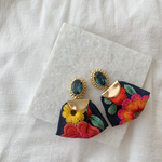 スワロフスキーとインド刺繍リボンのピアス＊イヤリング