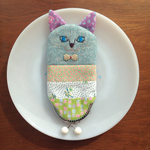 ねこ顔刺繍がまくち　No3