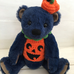 《ハロウィン🎃SALE》ハンドメイドハッピーハロウィン🎃コスチュームテディベア風クマぬいぐるみ🧸
