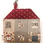 送料無料！おうち型マスクケース（赤い屋根）