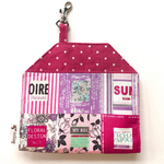 送料無料！おうち型マスクケース（ピンクの屋根）