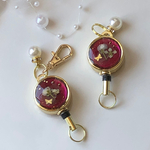 つやつやワインレッドのリールキーホルダー