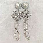 再販！！シルバーフラワーピアス