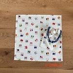 ★サイズオーダーいたします★国旗がいっぱい　ランチョンマットと巾着セット