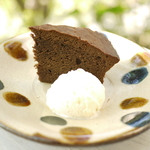 黒糖ココアケーキ＊cafe gyutto Okinawa＊