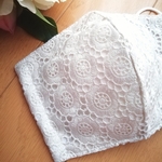 【接触冷感＆UV加工生地💖】夏におすすめ　レースマスク　薄いグレー　サークルレース　刺繍マスク　夏マスク　手作りマスク　刺繍　立体マスク　布マスク　結婚式　おしゃれマスク　マスクカバー　接触冷感　　
