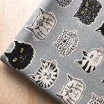 ※【綿麻キャンバス50×50】猫ちゃんのお顔・グレー