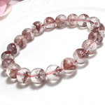 9.5mm＊レットピラミッドファントムクォーツのブレスレット❣️❣️