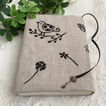 刺繍ブックカバー文庫本　小鳥と草花ベージュ