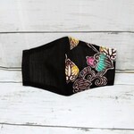【サイズが選べる】沖縄紅型葵の柄の立体布マスクＡ（黒）