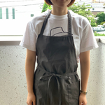 おしりが隠れるエプロン