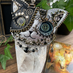 メタリック猫ブローチ　メカスチーム　黒×シルバー