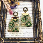 【再販】刺繍リボンのヴィンテージ風イヤリング