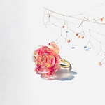 〜真紅の薔薇の指輪〜　リング　シンプル　バラ　ばら　林檎　りんご　リンゴ　レジン　クリア　ドライフラワー　赤　レッド　ゴールド　花　金　ピアス　　花　ローズ　アンティーク　レトロ　オシャレ　かわいい