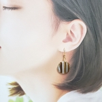 揺れる丸ピアス　サージカルステンレス