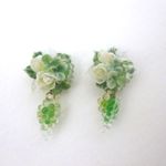 マスカットとクローバーとお花のブーケピアス・イヤリング
