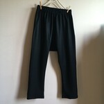 圧縮ウールニット黒で作ったサルエルパンツ