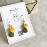 秋色ピアス ピアス カラープレートピアス フックピアス  アンティーク シンプル  リング イヤリング サージカルステンレス 黄色 イエロー グリーン カーキ/カラープレートの秋色ピアス