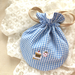 ぽわん巾着　コップ入れにぴったりサイズ　カップケーキ刺繍