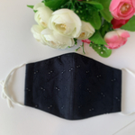 秋🎀リボン&クローバー🍀刺繍マスク🌸濃紺ネイビー裏地シャダン生地　リボン刺繍穴　ホワイト