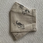 1枚　500円　トラ猫ちゃん　西村大臣風　折り上げ立体マスク