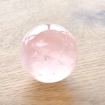 一点モノ💗内面の愛をはぐくみ循環させる💗マダガスカル産スター✨ローズクオーツ丸玉