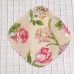 布ライナーS＊肌面オーガニックコットン＊花柄クリーム色＊布ナプキン＊おりもの用