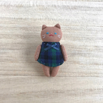 猫のブローチ