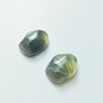 【cha】 モスグリーン　ピアス/イヤークリップ