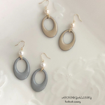 ☆オペークカラーオーバルフープ×コットンパール　ピアス／イヤリング☆ゆらゆら揺れる