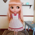 リカちゃん・ブライス　ワンピース　エプロン