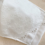 No.196♡ コットンレース ♡ 送料無料！スワロフスキー 刺繍 スカラップ レースマスク 白 ホワイト コットンマスク 秋マスク 立体マスク レースマスク 大人用マスク 数量限定