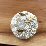 ビーズ刺繍（ヘアゴム/ブローチ）