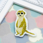 ミーアキャットの刺繍ブローチ(A)