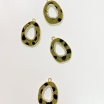 【4pcs green color】ハラコ風リングパーツ