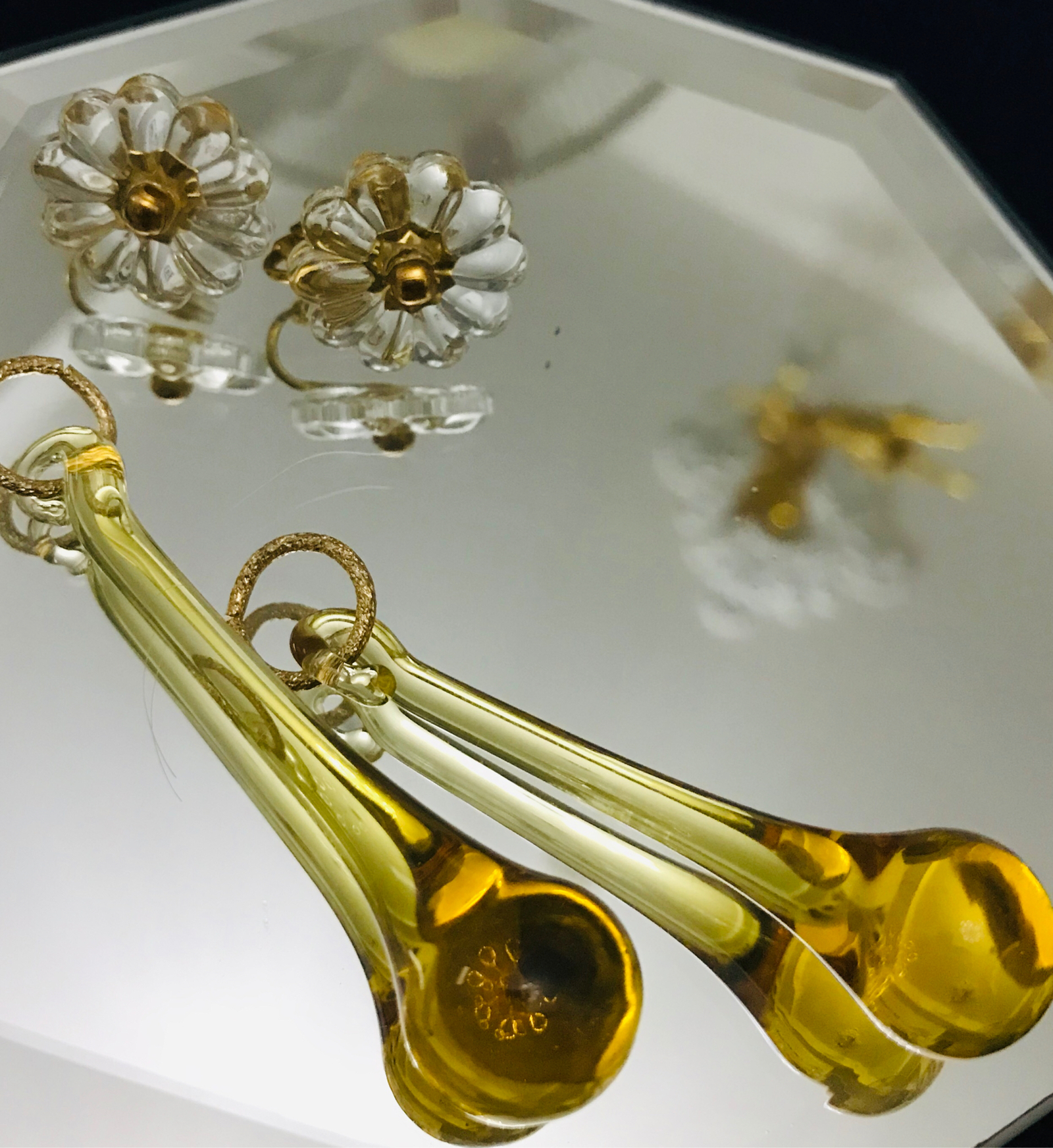 シャンデリア フラワー パーツ 菊花型 ビーズ 8コ 20mm ヴィンテージ