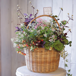 クランベリーと小花秋色バスケット　花束植え