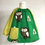 フリーススモック・森のフクロウさんグリーン×オリーブ( 110size)