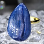 大粒カイヤナイト( 最大約 24㎜×15㎜ )のリング  